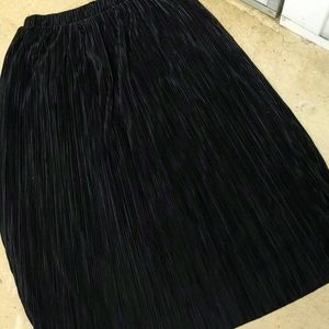 Black Slinky skirt